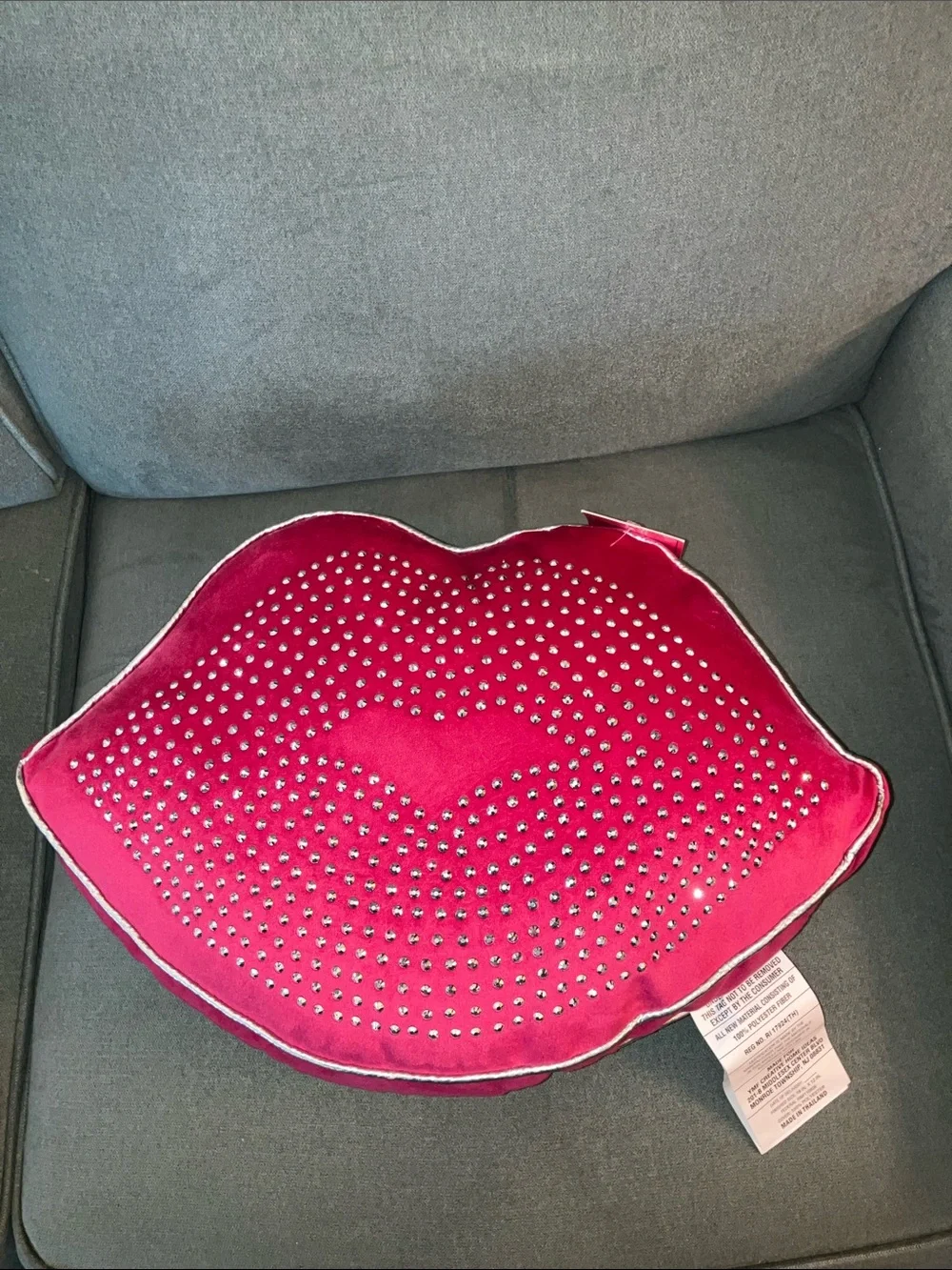 💋Juicy Couture BLING hot pink lips pillow viral kiss lips throw pillow NWT